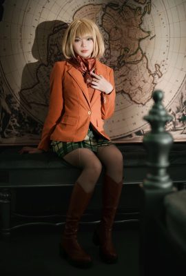 Cosplay ZinieQ Ashley Resident Evil