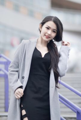 (Koleksi Inte) Cantik seksi-Skirt Yang Miling yang memeluk pinggul membuatkan dia kelihatan lebih seksi (100P)