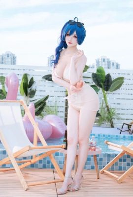 Rioko Liangzi – bikini champagne St. Louis