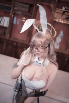 Ah Ban sangat gembira hari ini – Blue Archives Kaisa Bunny Girl