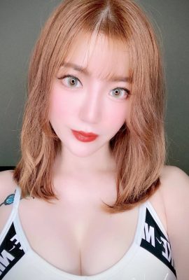 (OnlyFans) Gadis kontras terbaik-Nicole membuka kunci foto peribadi (Bahagian 1) (86P)